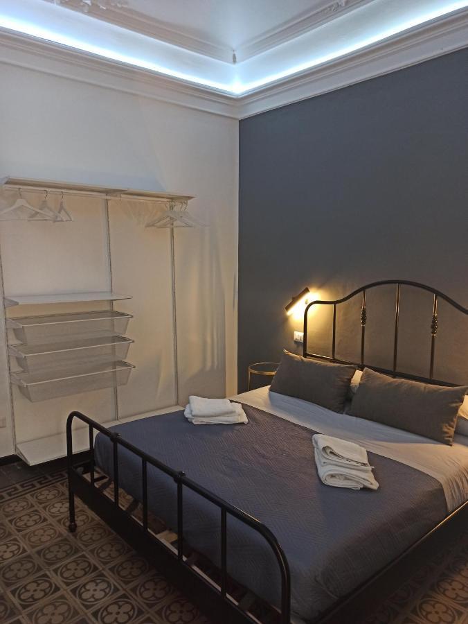 Dimora Lucia Apartment Catania Bagian luar foto