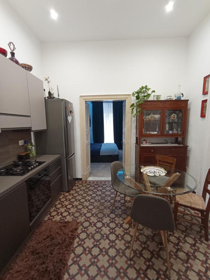 Dimora Lucia Apartment Catania Bagian luar foto