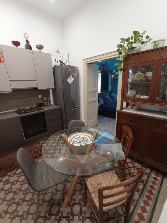 Dimora Lucia Apartment Catania Bagian luar foto