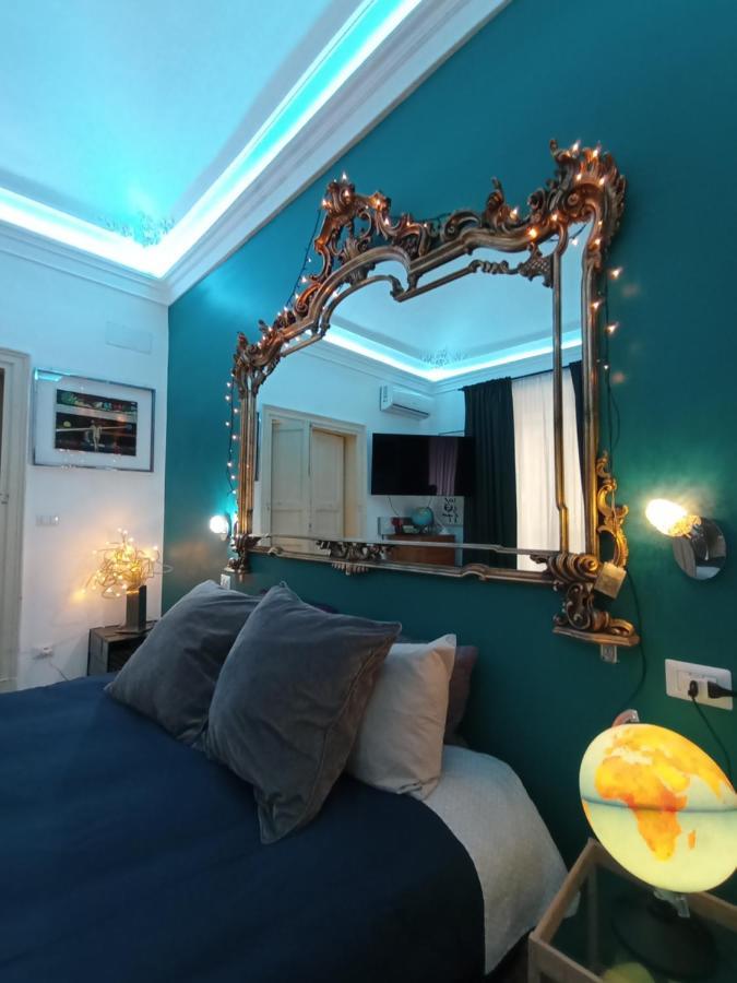 Dimora Lucia Apartment Catania Bagian luar foto